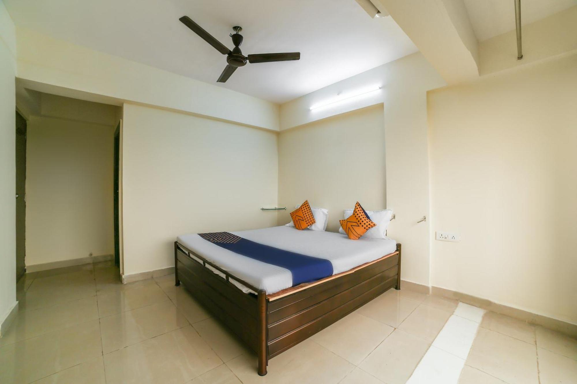 Hotel O Megha Villa Gorhe Екстериор снимка